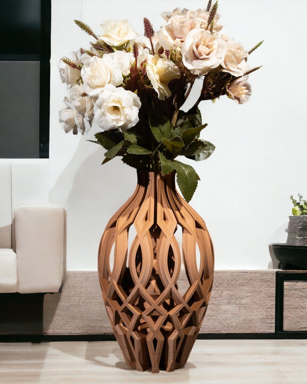 Aurelia Lattice Vase